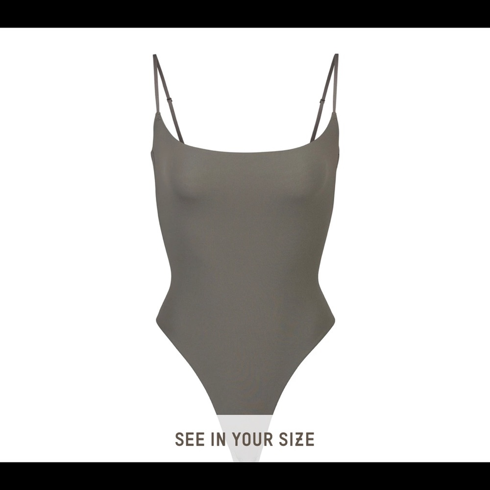 Skims Fit Everybody Cami Bodysuit size Medium